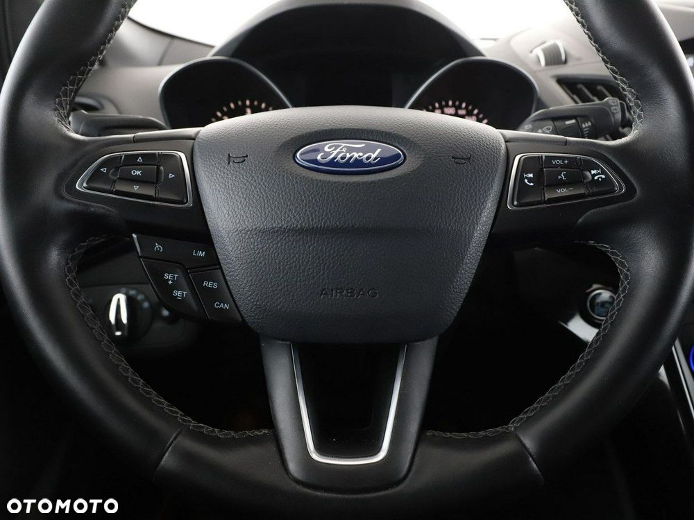 Ford Kuga 2.0 TDCi 2x4 ST-Line - 21