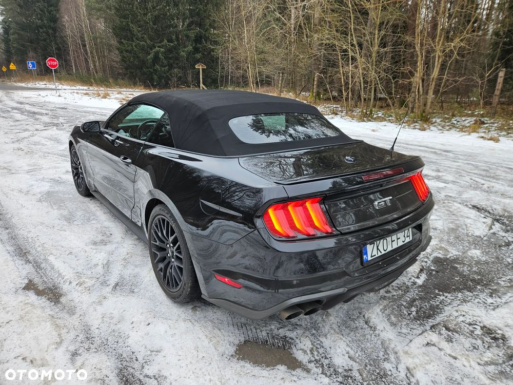 Ford Mustang - 27