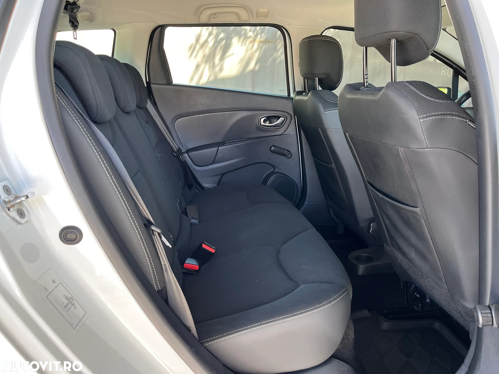 Renault Clio Estate TCe Life - 19