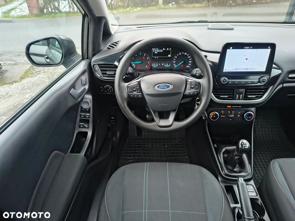 Ford Fiesta 1.1 S&S TITANIUM - 20