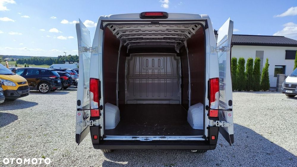 Opel Movano - 8