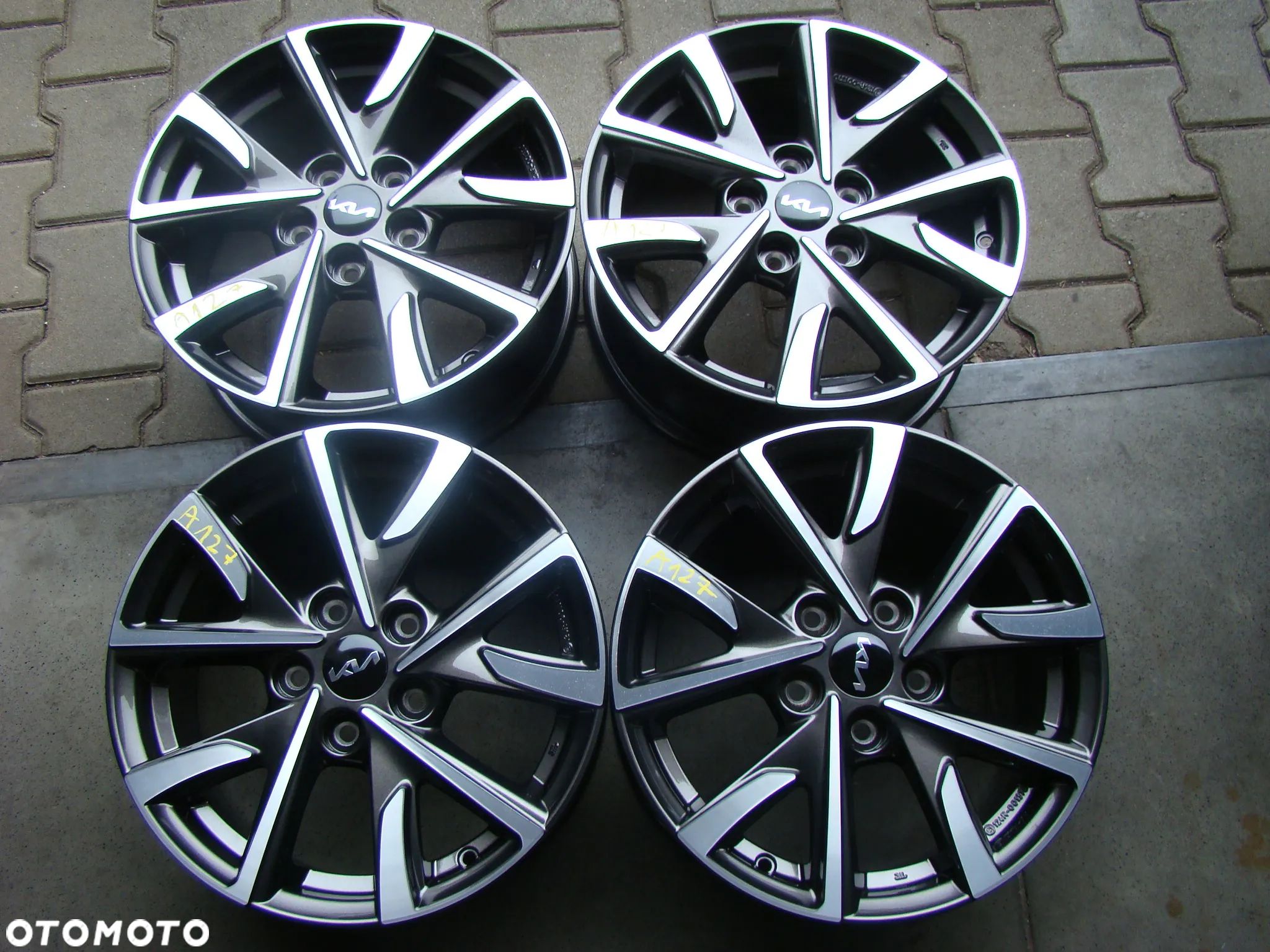 a127 5x114,3 Kia Proceed Soul Ceed Optima Sportage Carens 6,5Jx16 niemontowane - 1