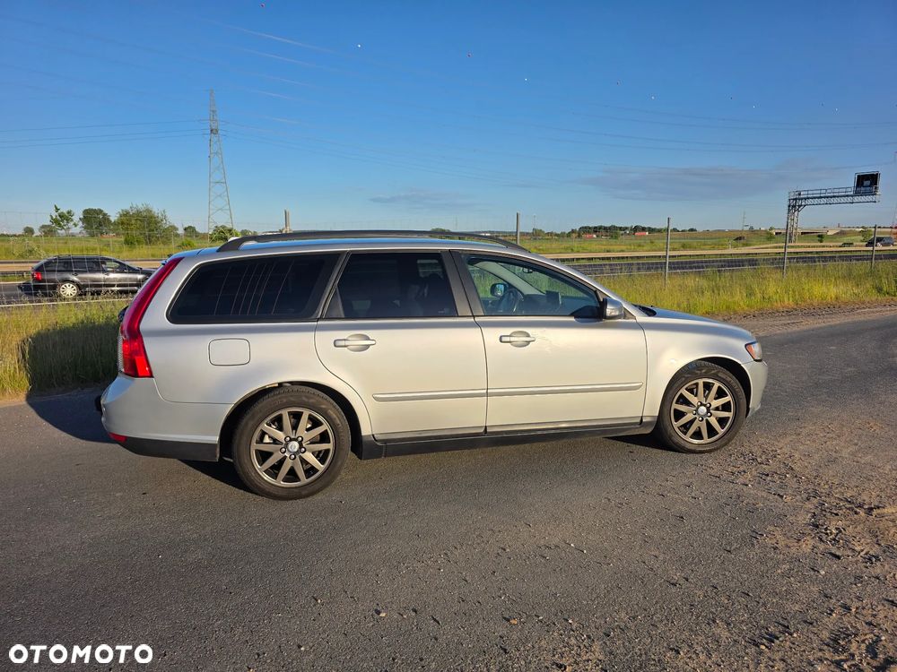 Volvo V50 1.8 Momentum - 5