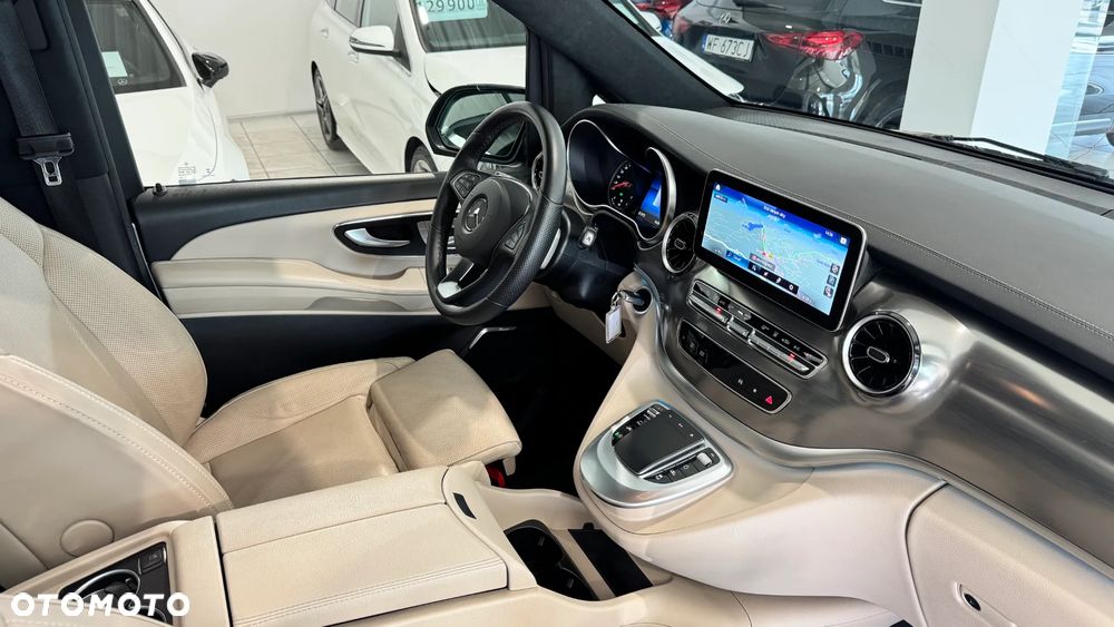 Mercedes-Benz Klasa V 300 d 4-Matic 9G-Tronic Exclusive (d³ugi) - 24