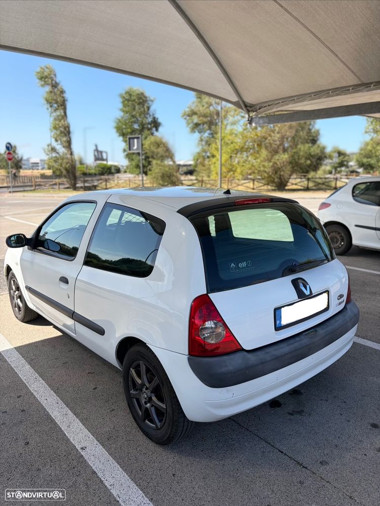 Renault Clio 1.5 dCi Pack - 9