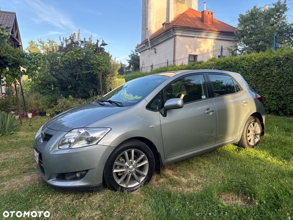 Toyota Auris 1.4 D-4D Terra - 3