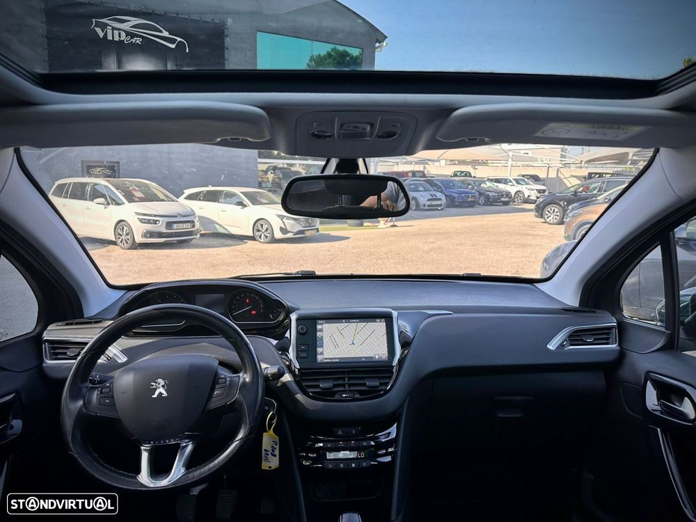 Peugeot 208 1.2 VTi Allure - 10