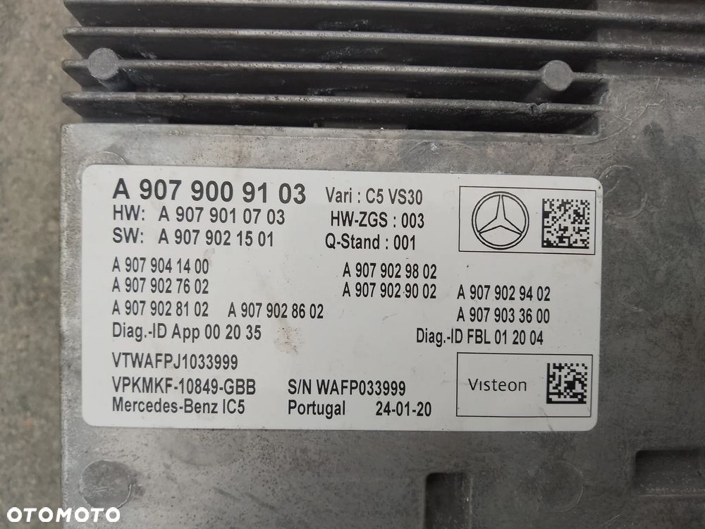 Mercedes W907 Radioodtwarzacz CD Stereo A9079009103 - 8