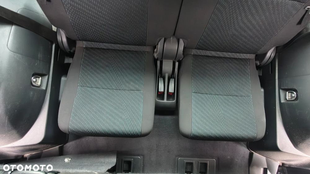Toyota Verso 1.8 Sol plus NAVI 7os - 11