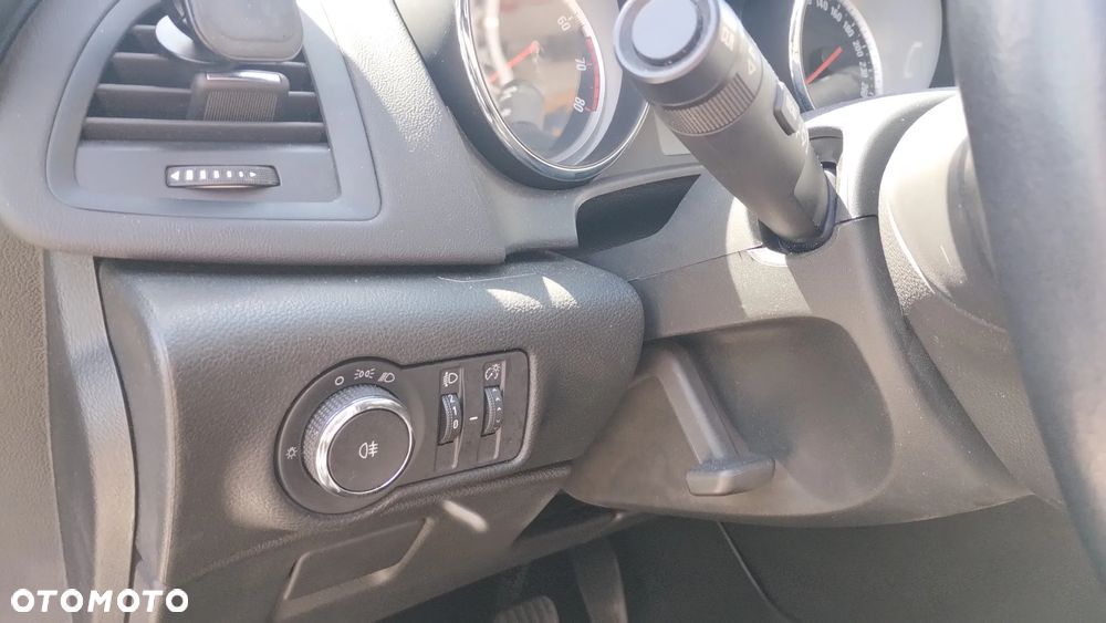 Opel Astra 1.4 T EU6 - 14