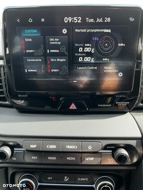 Hyundai Veloster - 17