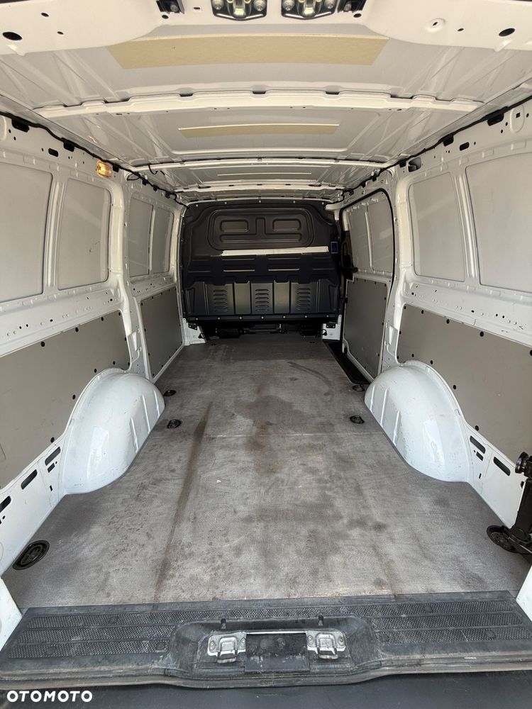 Mercedes-Benz VITO - 9