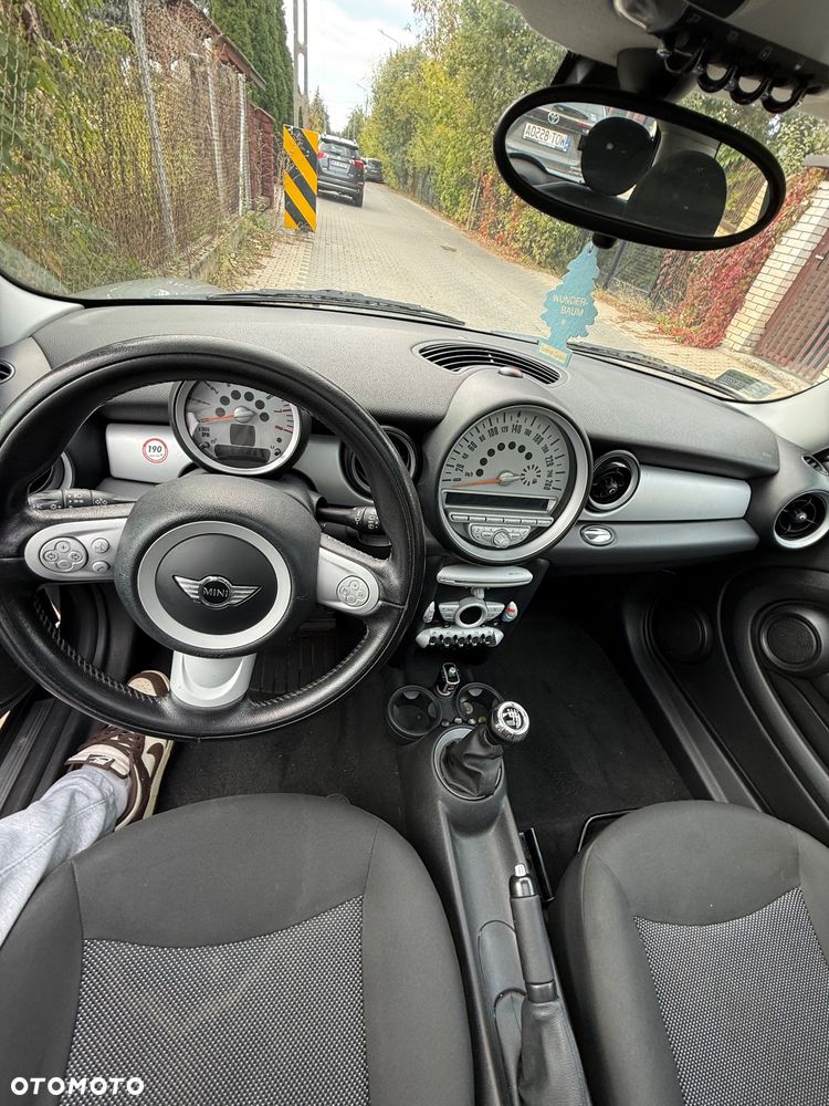 MINI Cooper Standard - 6