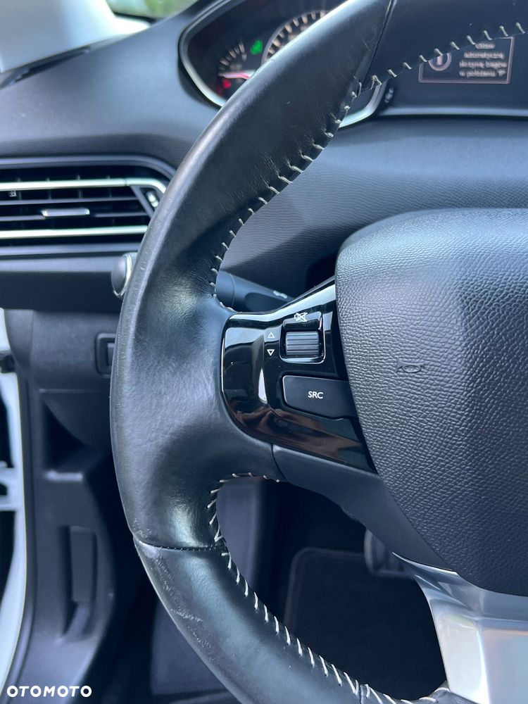 Peugeot 308 BlueHDi FAP 150 Stop&Start Automatik Allure - 17
