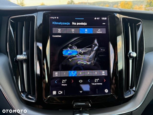 Volvo XC 60 B4 D Geartronic Momentum Pro - 21