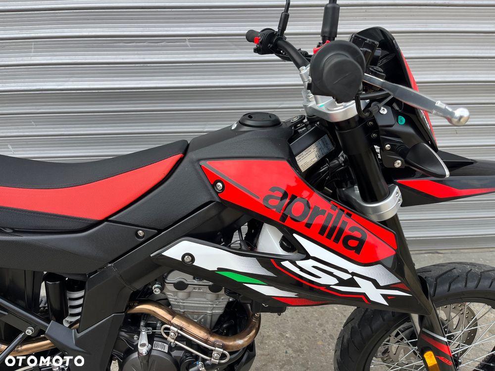 Aprilia SX - 17