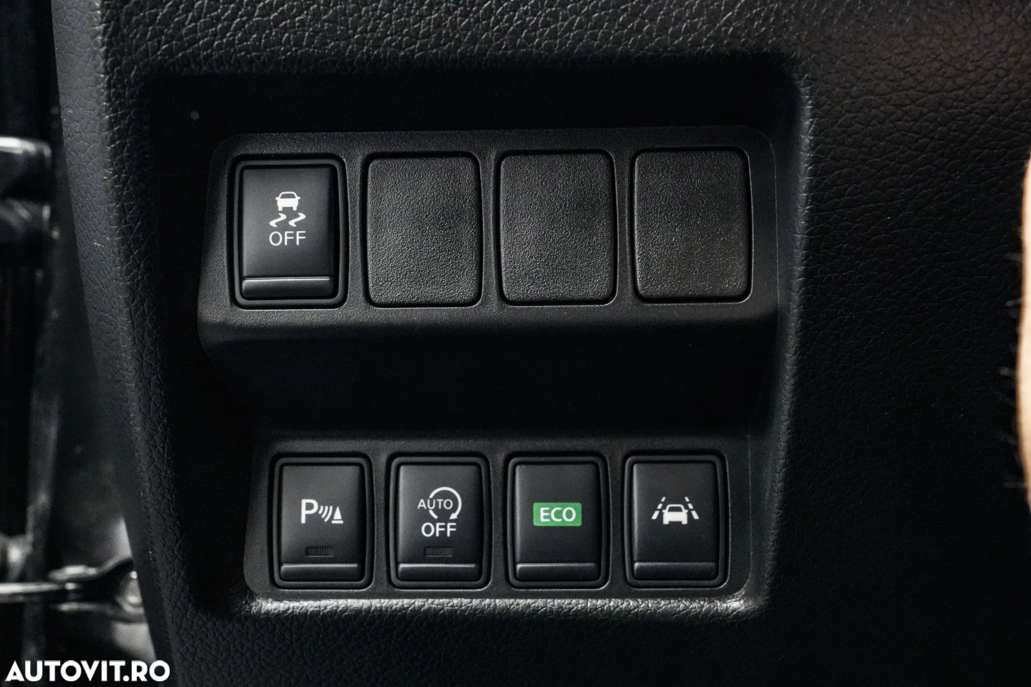Nissan Qashqai 1.6 DCI Start/Stop X-TRONIC N-Connecta - 23