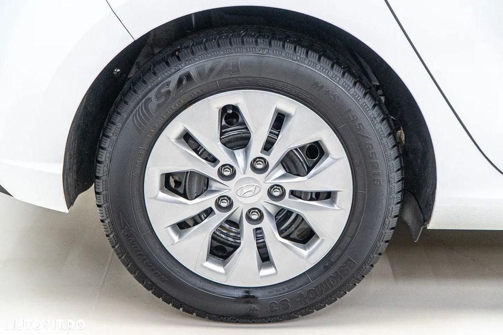 Hyundai i30 1.5 110CP 5DR M/T Comfort - 36