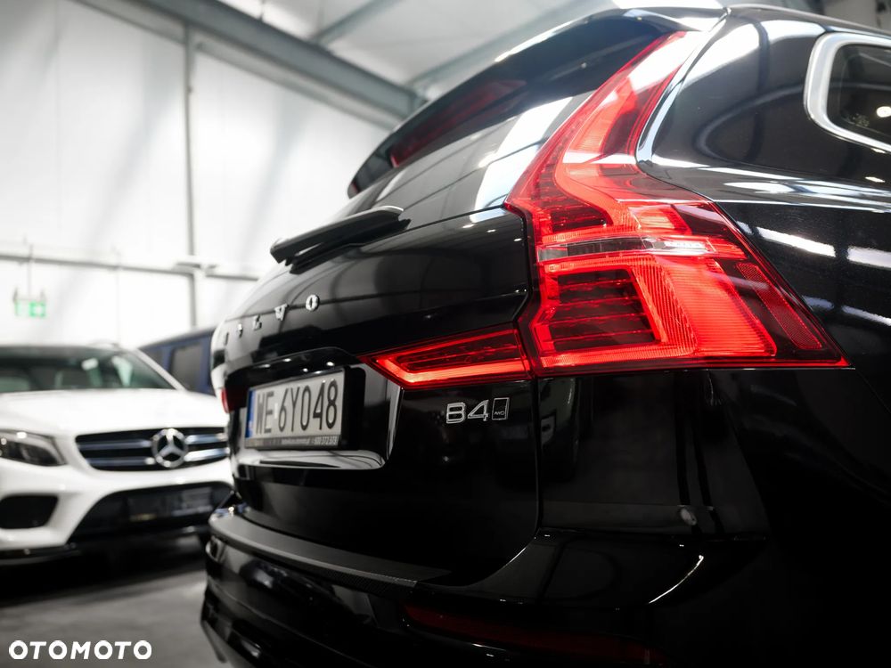 Volvo XC 60 B4 D AWD Core - 9