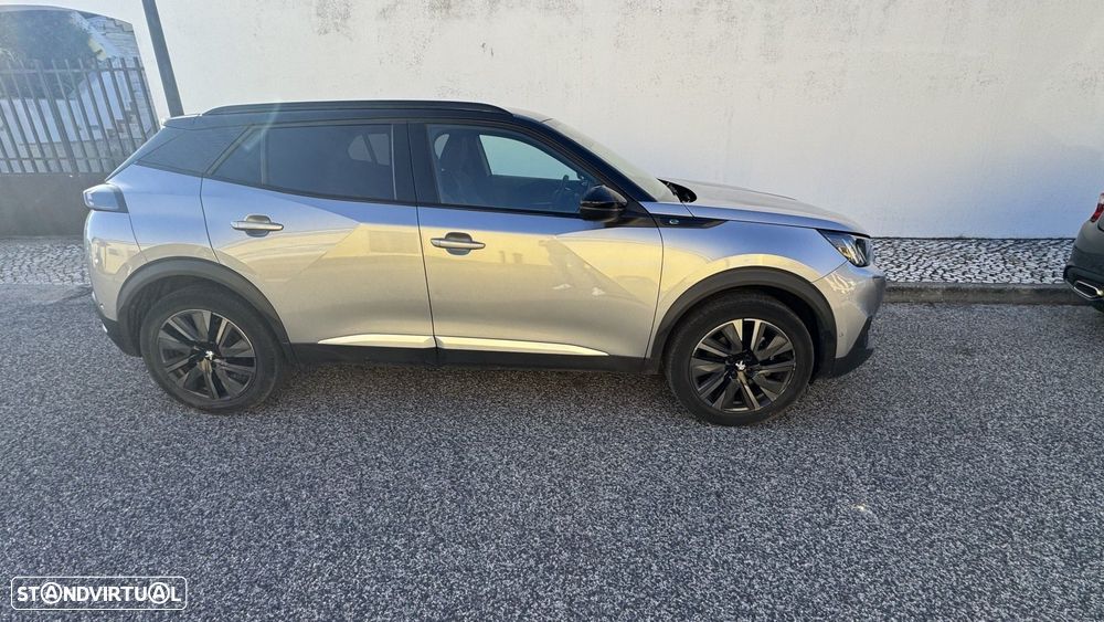 Peugeot e-2008 50 kWh GT - 19