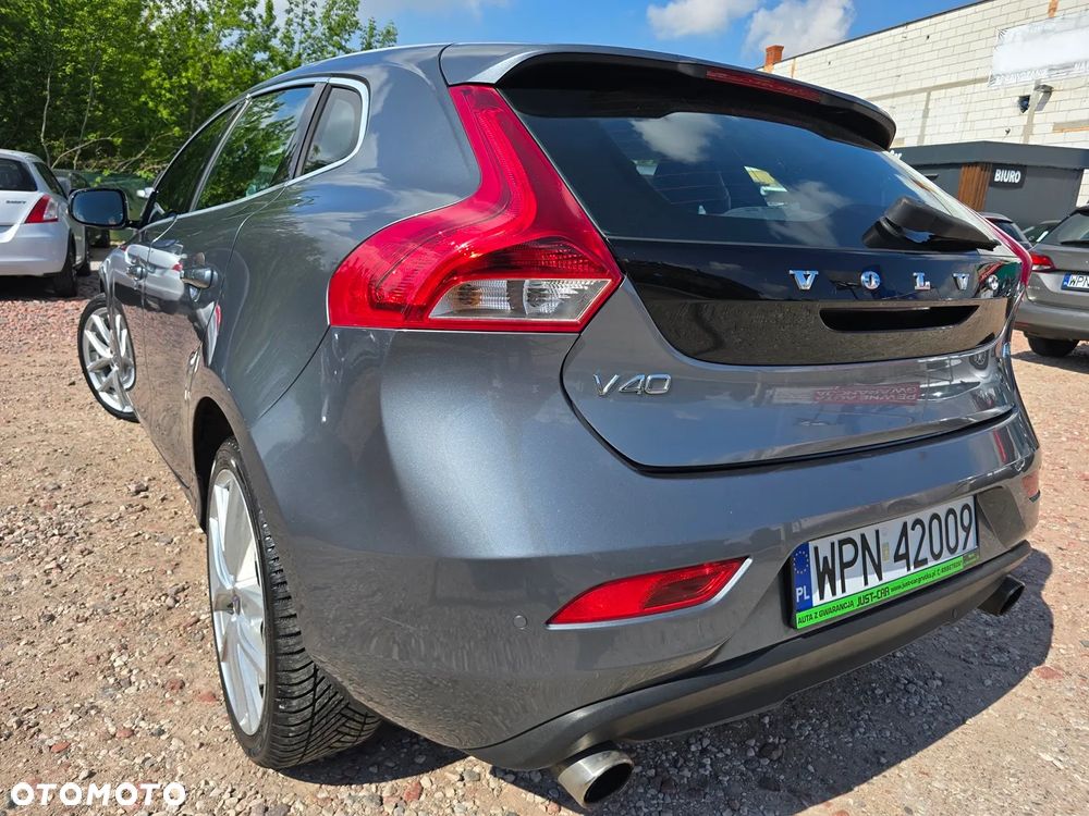 Volvo V40 D4 Summum - 8
