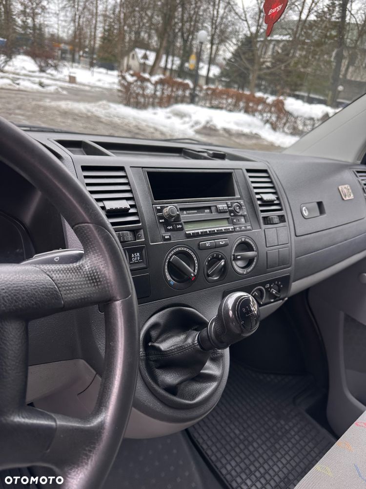 Volkswagen Transporter Caravelle Lang (5.Si.) - 22