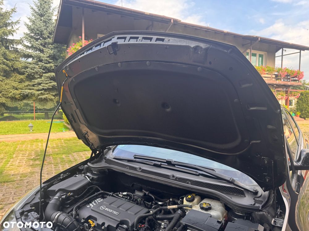 Opel Astra 1.4 Turbo Active - 20