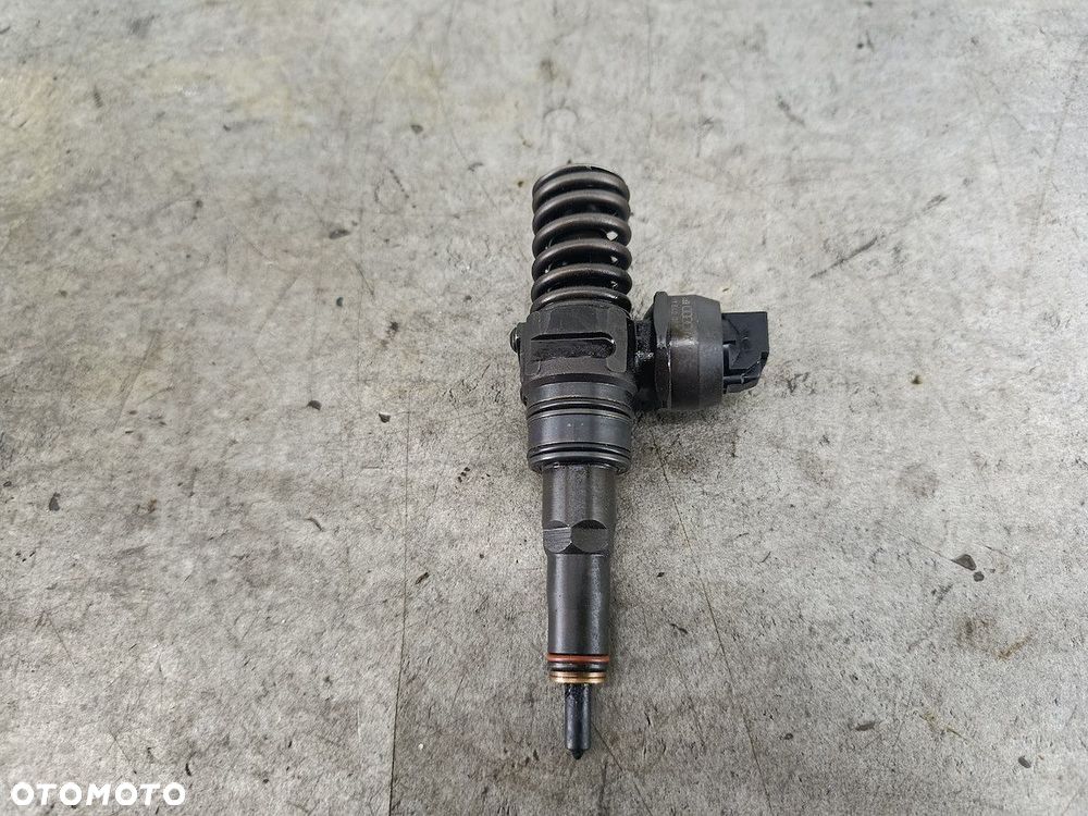 POMPOWTRYSK VW PASSAT B5 FL 038130073AR BOSCH 1.9 TDI - 5