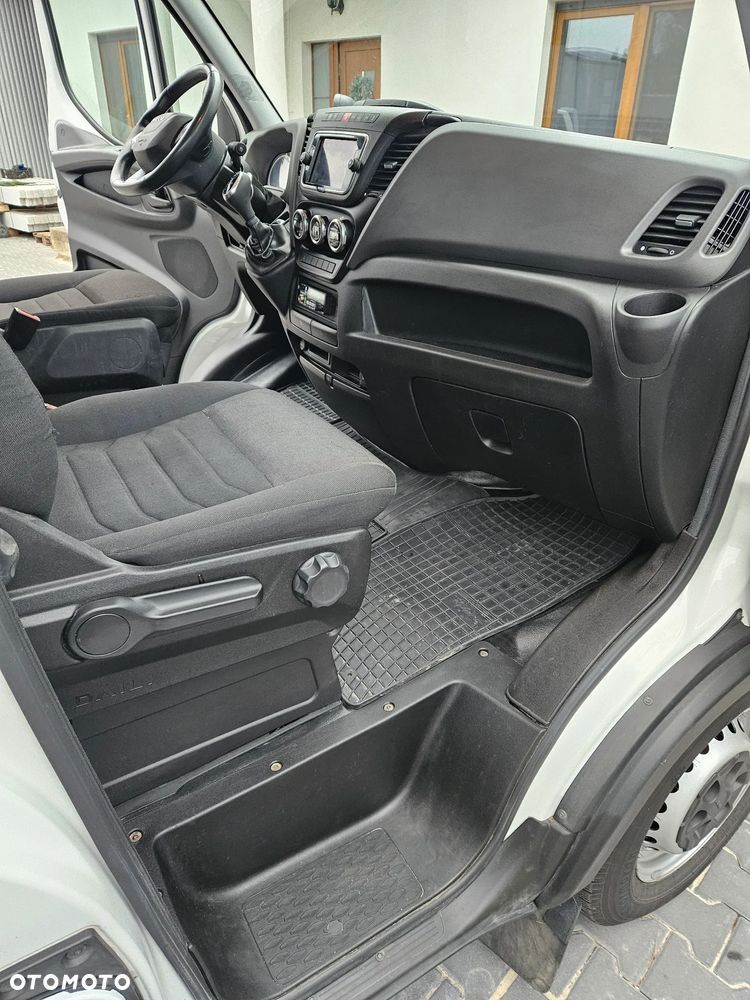 Iveco Daily - 12