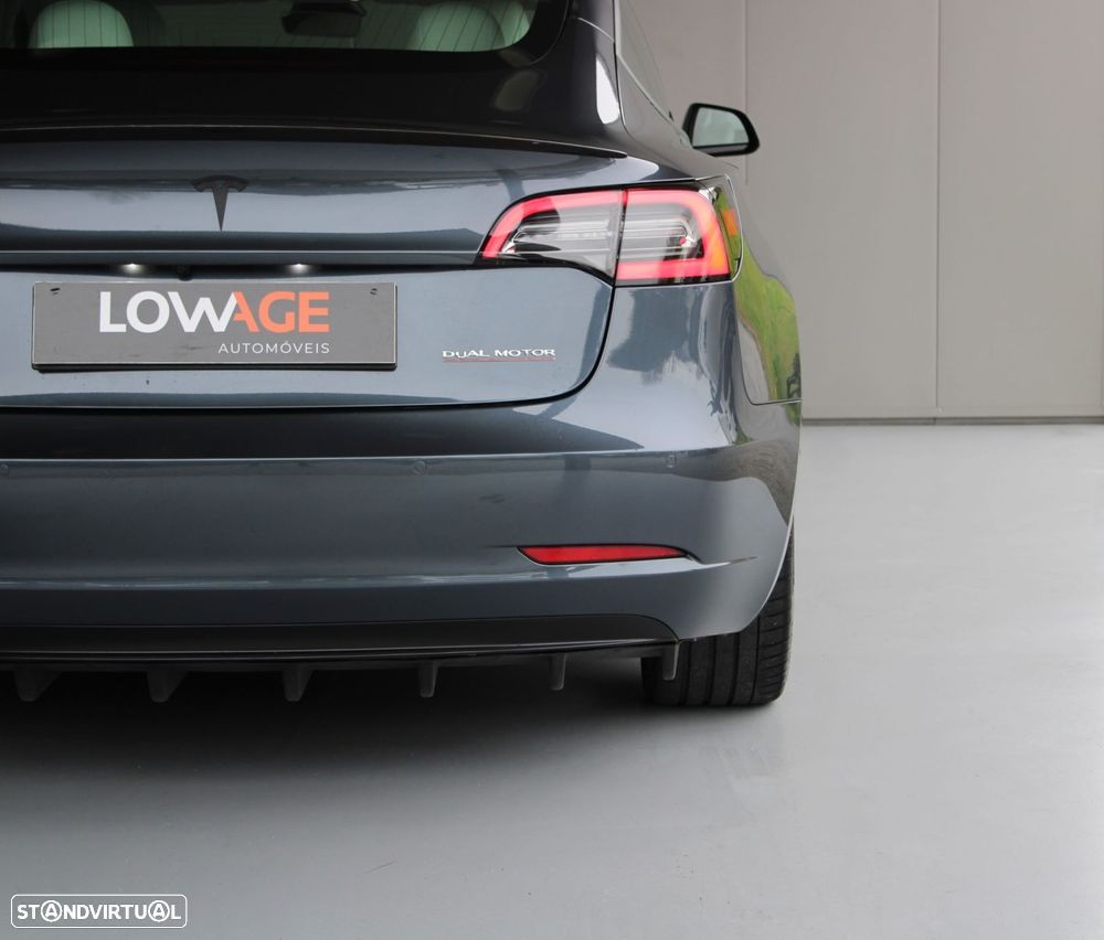 Tesla Model 3 Performance Dual Motor AWD - 11