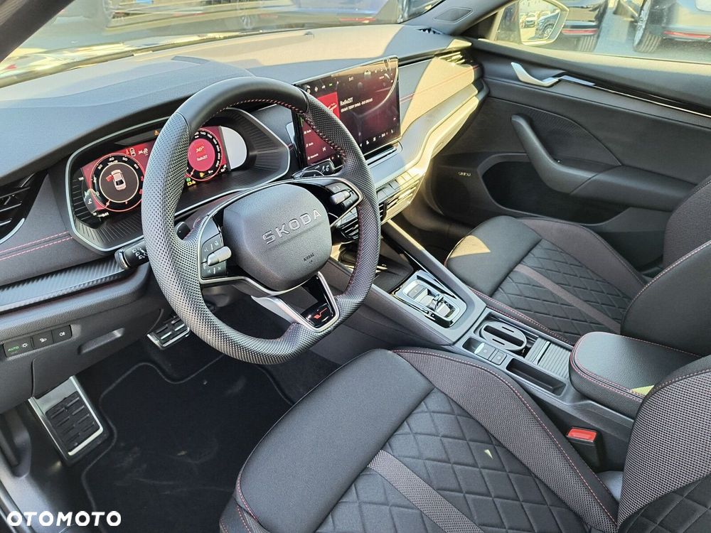 Skoda Octavia 2.0 TSI RS DSG - 9