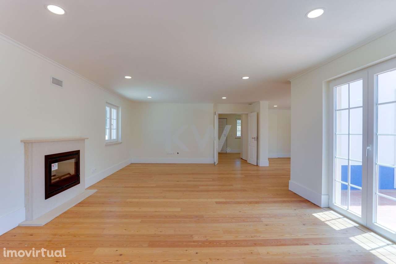 Luxuosa Moradia a escassos metros do Centro da Vila de Sintra - Grande imagem: 2/49