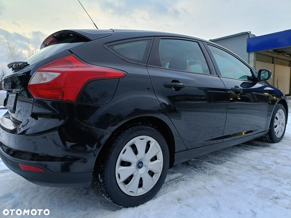 Ford Focus 1.6 TDCi Ambiente - 8