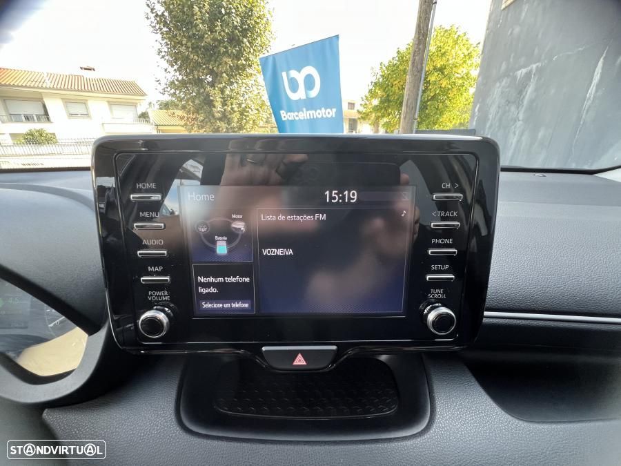 Toyota Yaris 1.5 HDF Comfort Plus - 29