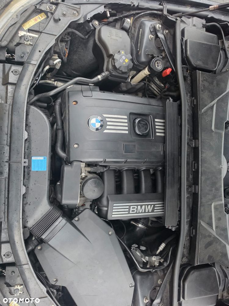 BMW Seria 3 325i - 9