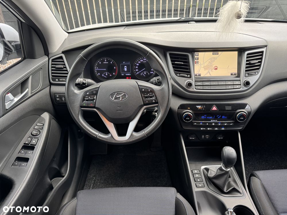 Hyundai Tucson blue 1.7 CRDi 2WD Style - 14
