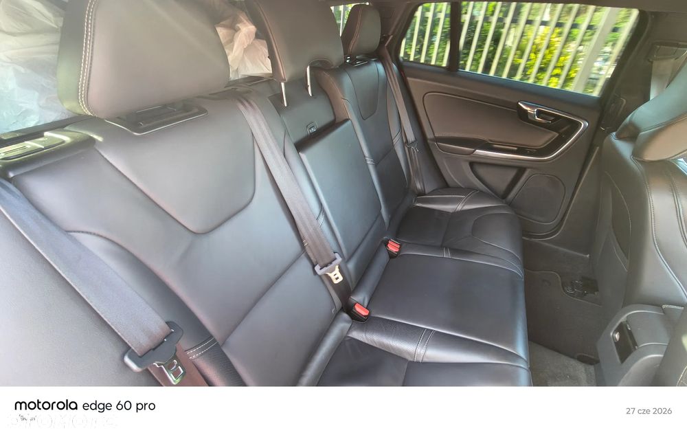 Volvo V60 D4 Geartronic R-Design - 15