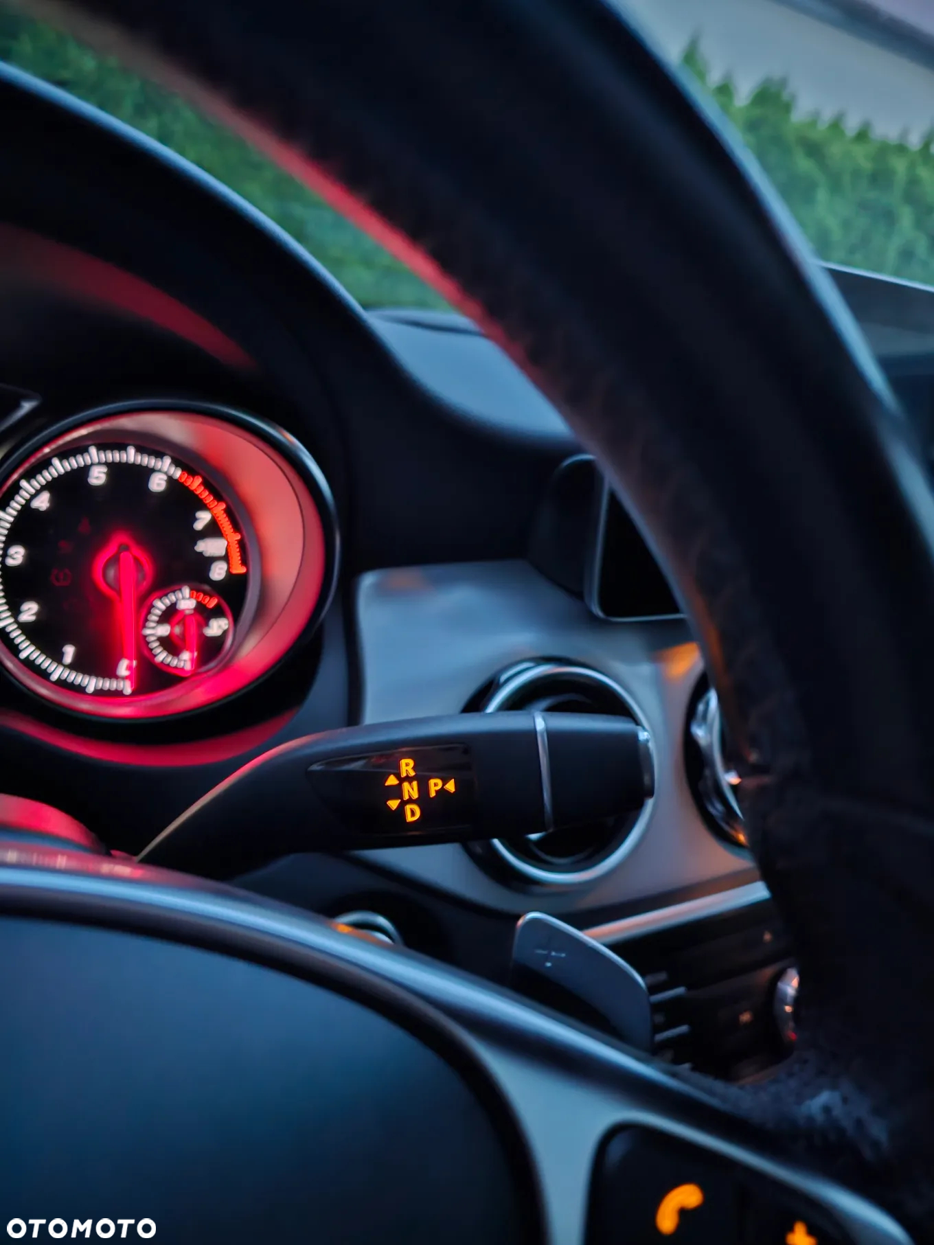 Mercedes-Benz GLA 220 4-Matic AMG Line - 14