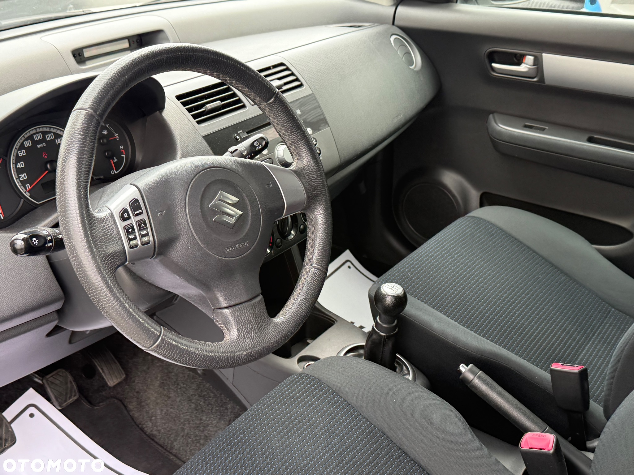 Suzuki Swift 1.3 GS / Premium - 5