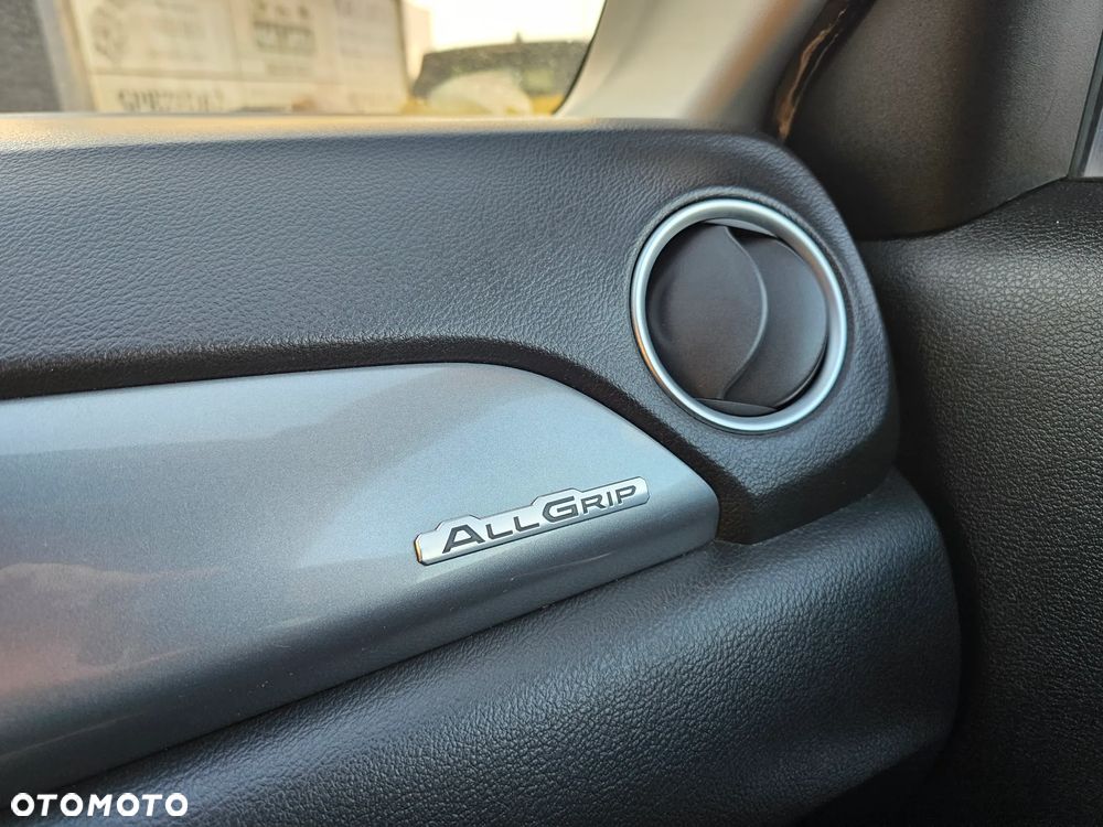 Suzuki Vitara 1.6 DDiS (4x4) Allgrip Comfort+ - 16