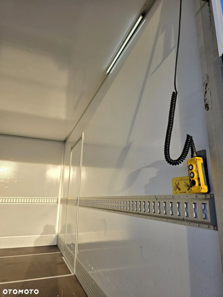 Peugeot BOXER 2,2 HDI 140 KONNY KONTENER 4,3M WINDA KLIMA WEBASTO LEDY GWARANCJA - 37