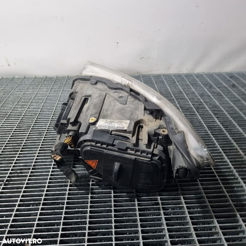 Far Dreapta AUDI Q7 2005 - 2009 SUV 4 Usi (1462) Xenon - 4