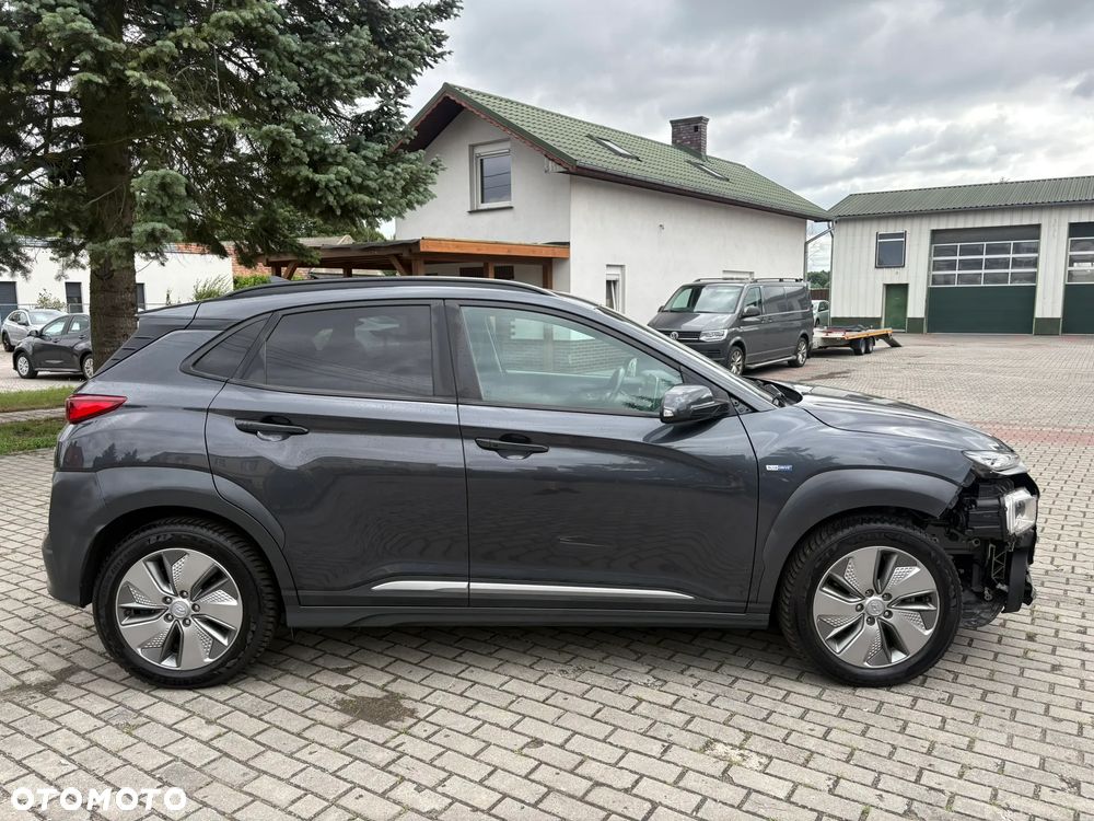 Hyundai Kona - 7