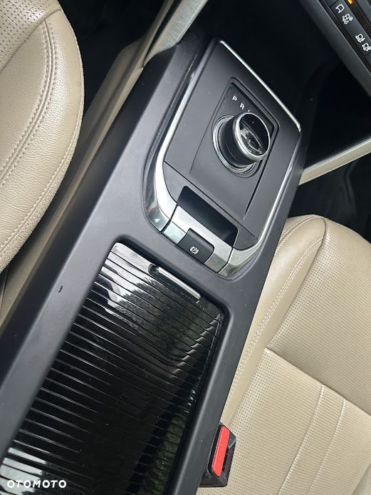 Land Rover Discovery Sport - 16