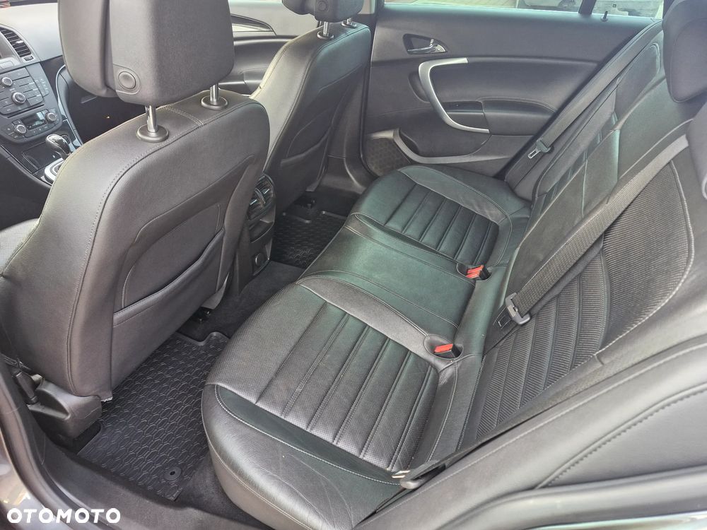 Opel Insignia - 18