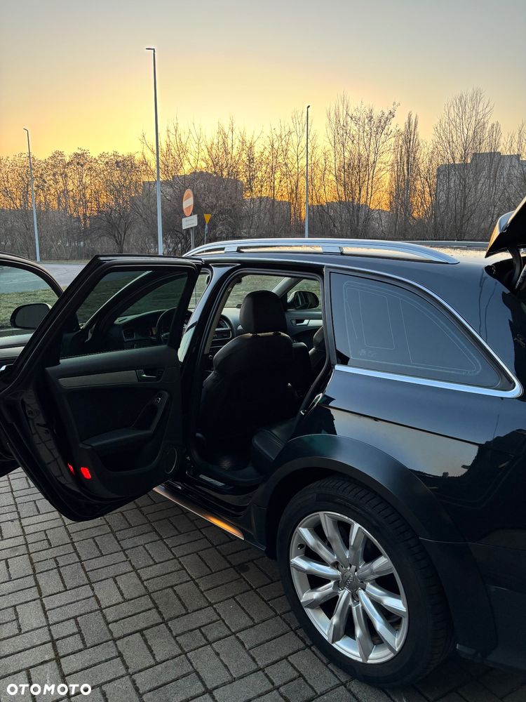 Audi A4 Allroad - 16