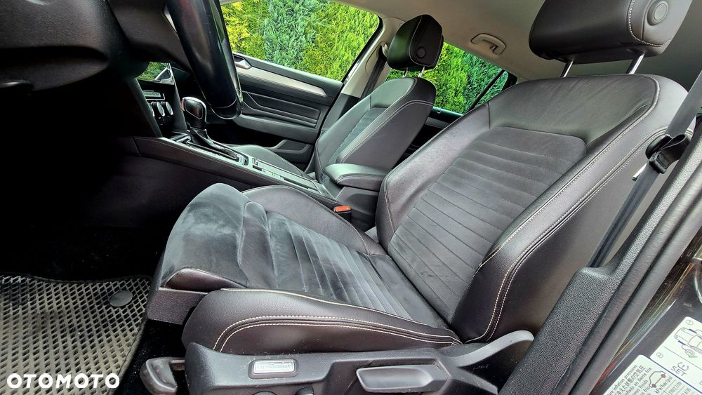 Volkswagen Passat 2.0 TDI Elegance DSG - 10