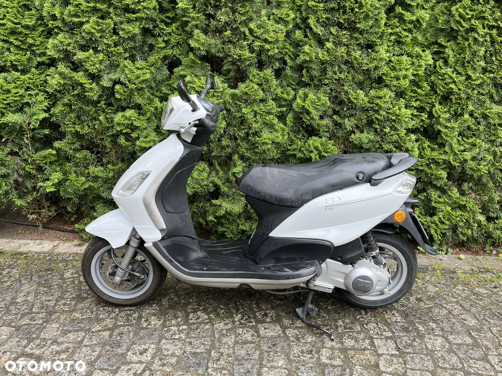 Piaggio FLY - 10