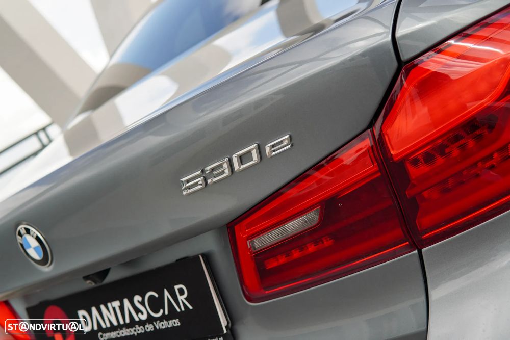 BMW 530 e Pack Desportivo M - 7