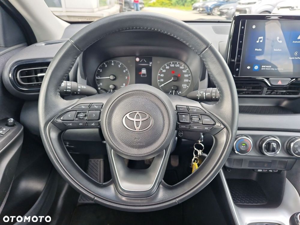 Toyota Yaris 1.5 Comfort - 13
